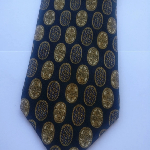🇨🇦 Authentic vintage Valentino silk tie - Picture 5 of 8